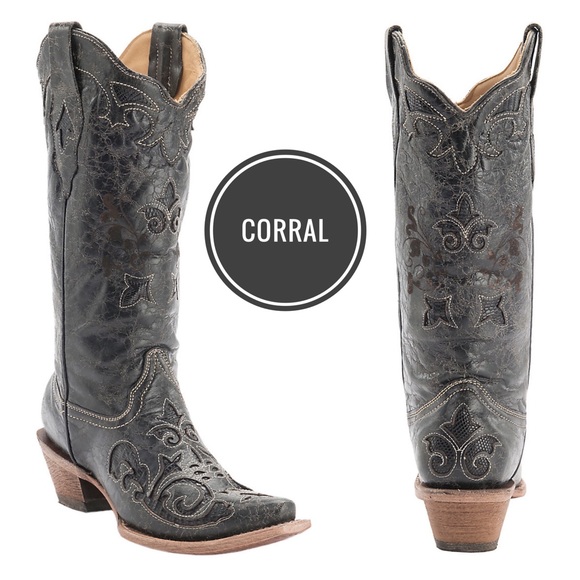 women's corral vintage cowboy boots
